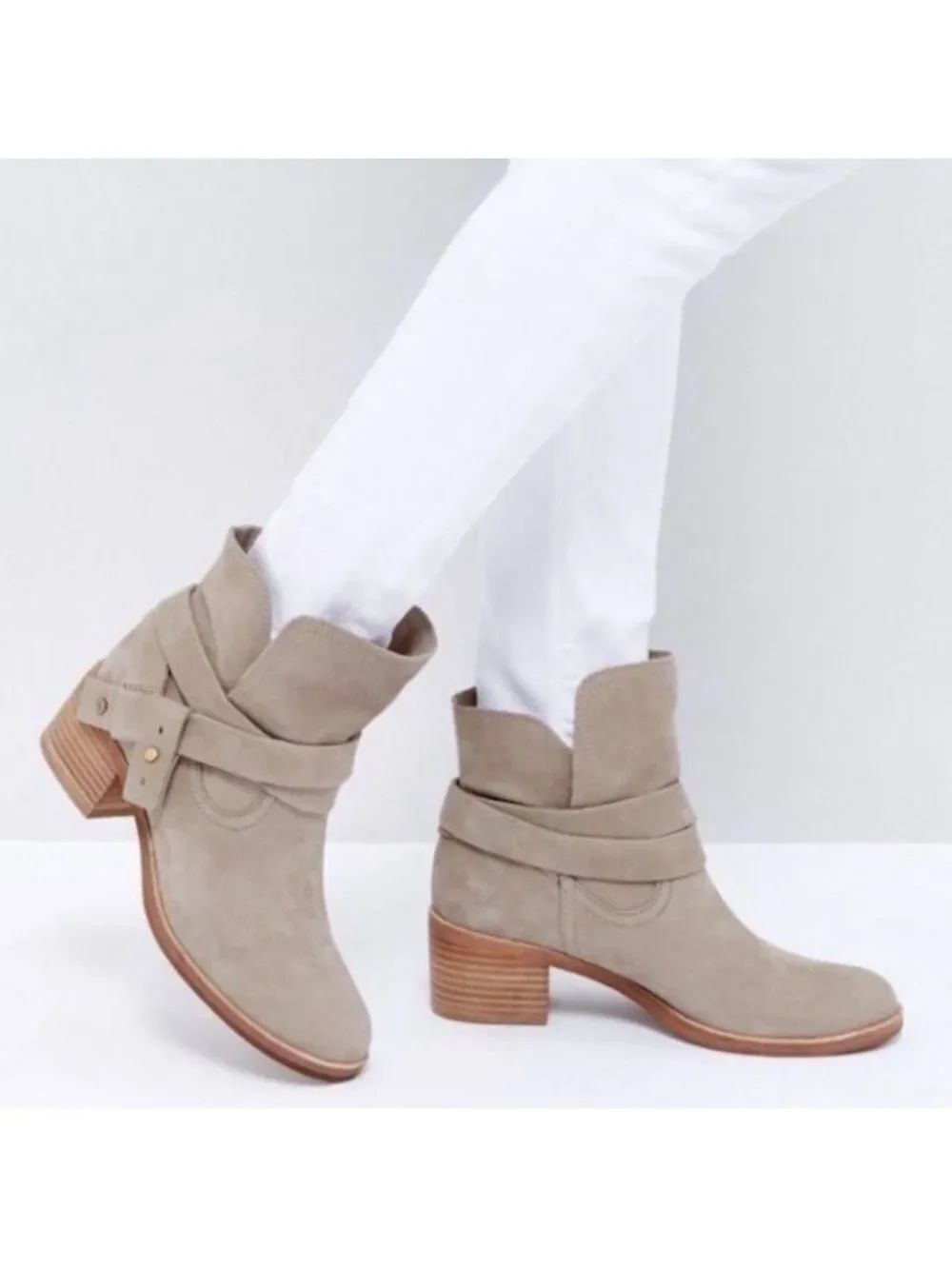 UGG 7.5 Elora Sahara Suede Ankle Block Heel Boots